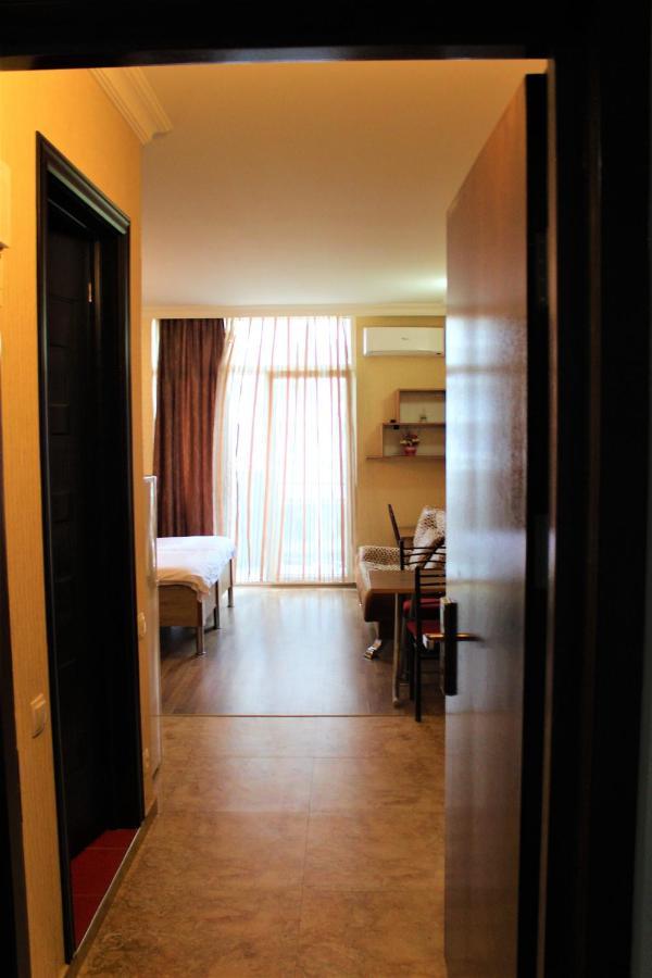Orbi Lux Apartment Batumi Exterior foto